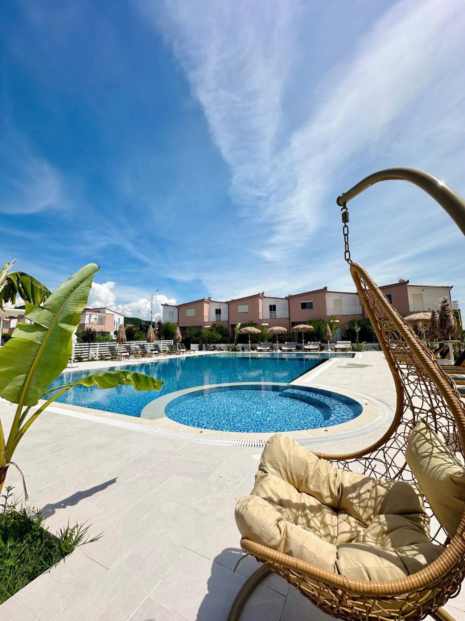Tea Residence, Gjiri I Lalzit Apartments Durrës Kültér fotó